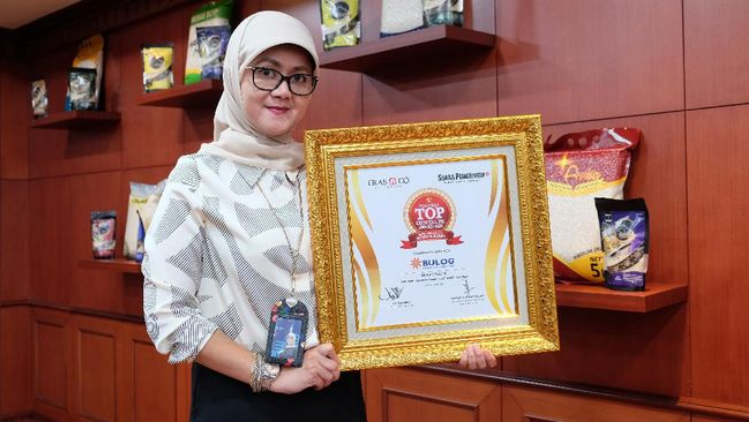 Bulog Raih Indonesia Digital PR Award 2021