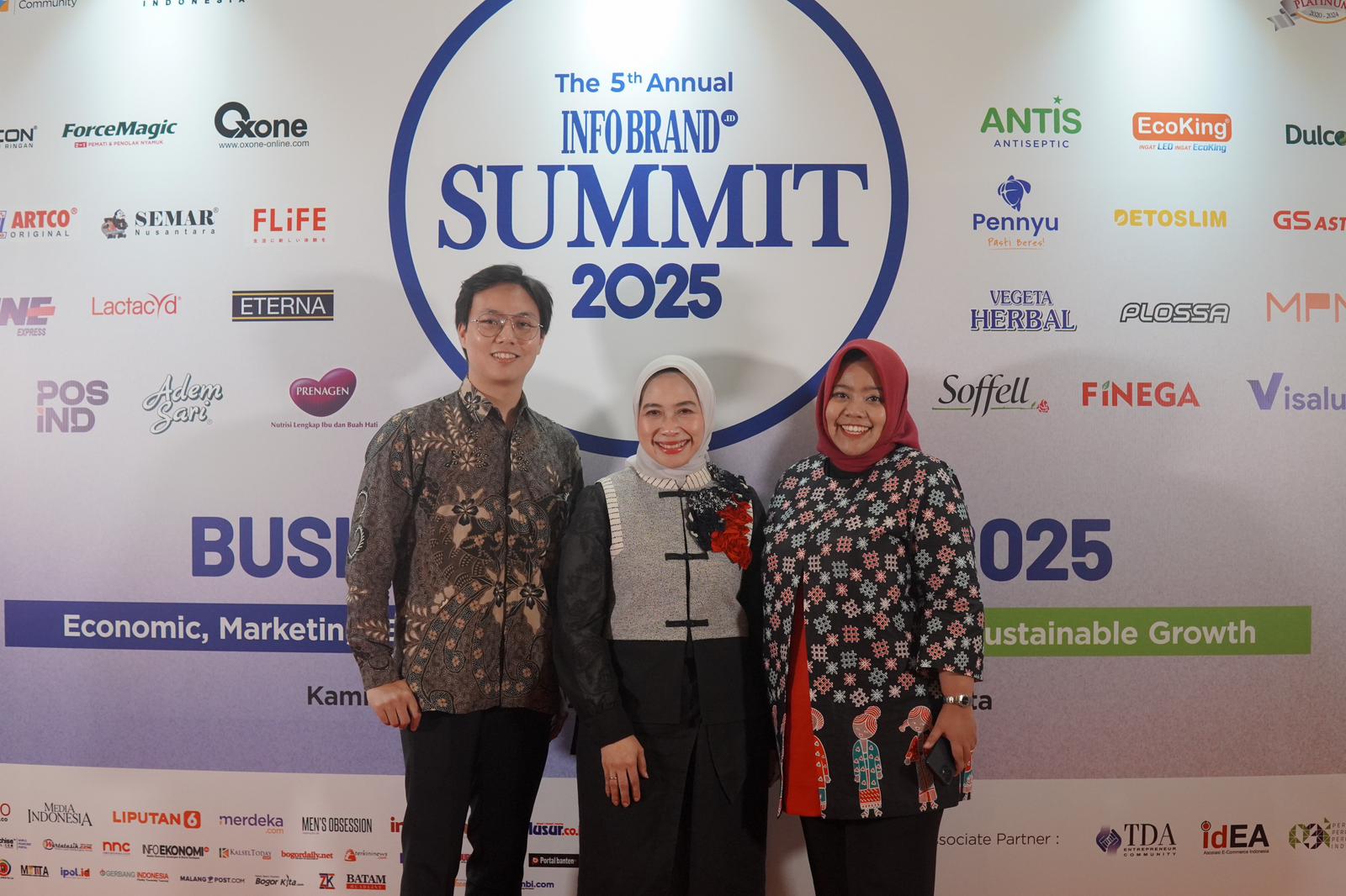 Pennyu Meraih Brand Champion di Infobrand Summit 2025