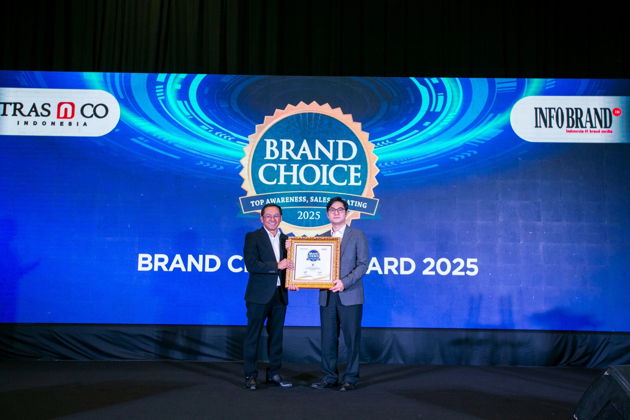 RON 88 Raih Brand Choice Award 2025, Satu-satunya Air Mineral di Asia dengan Sertifikat Hexagonal Crystal Water